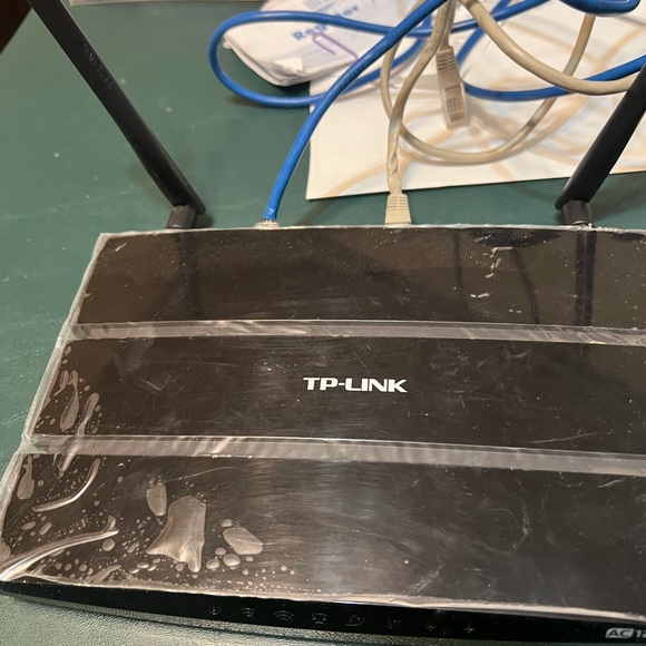 Wifi router - Picture 2 of 6